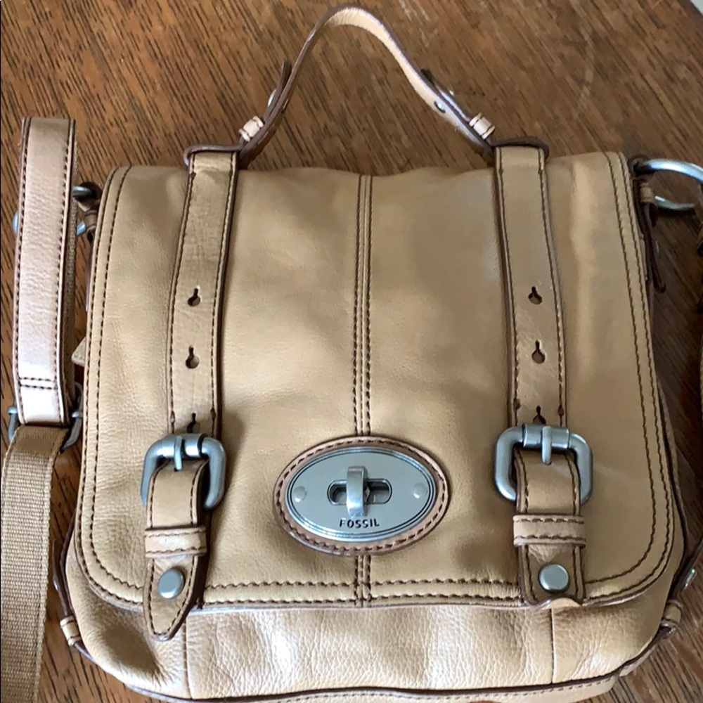 Fossil shoulder bag